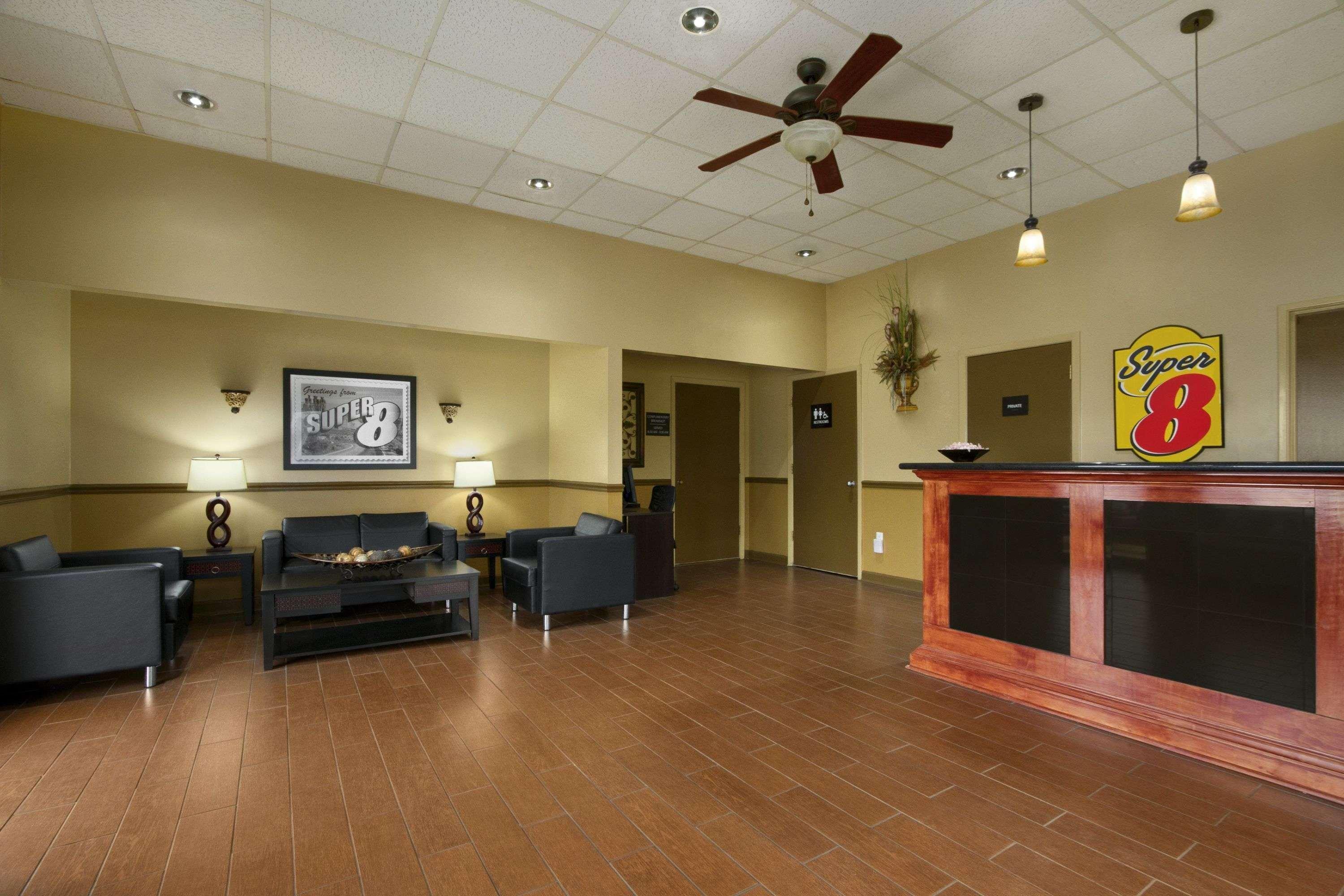 Motel Super 8 By Wyndham-Tupelo Airport Extérieur photo