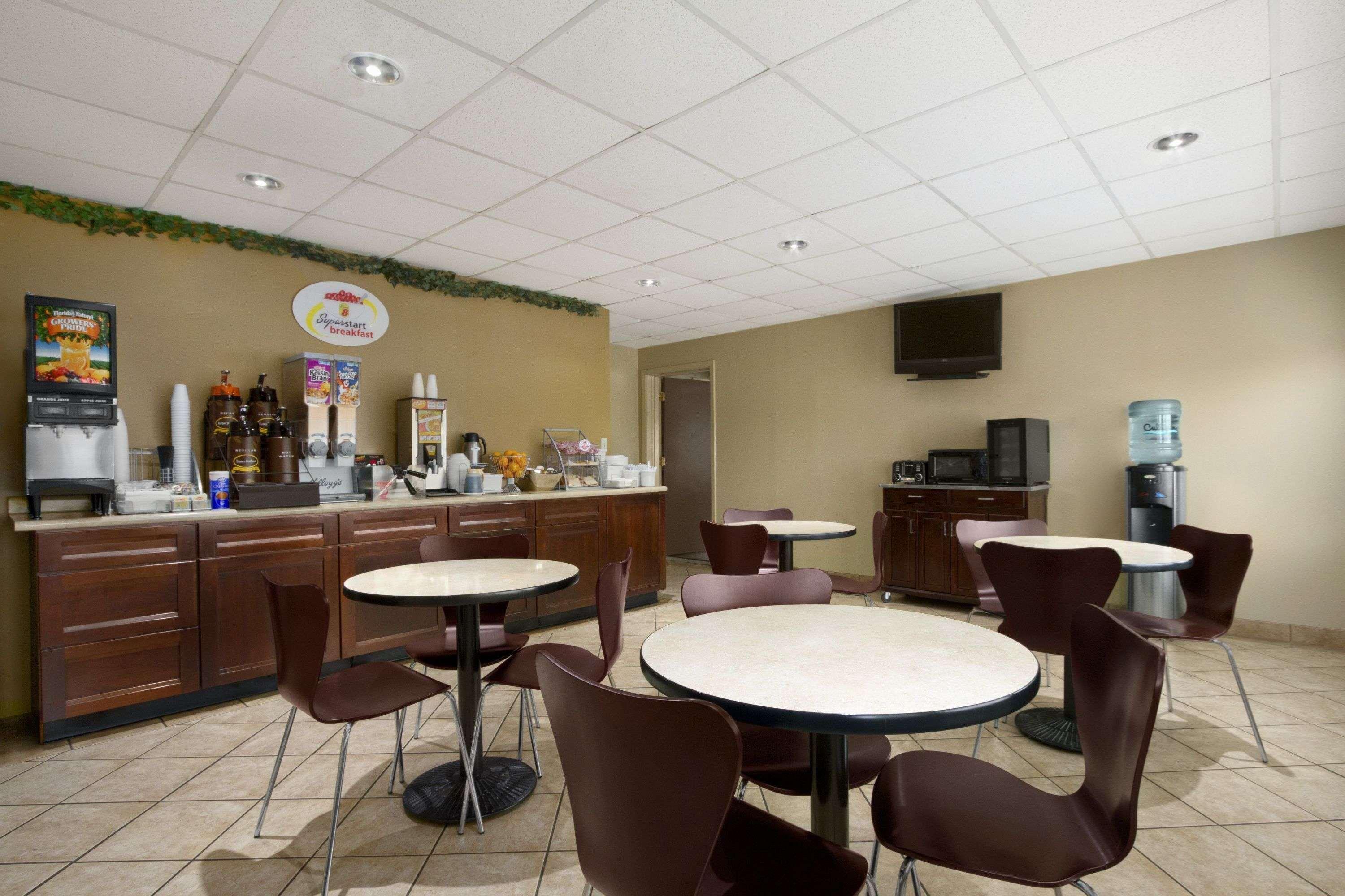 Motel Super 8 By Wyndham-Tupelo Airport Extérieur photo