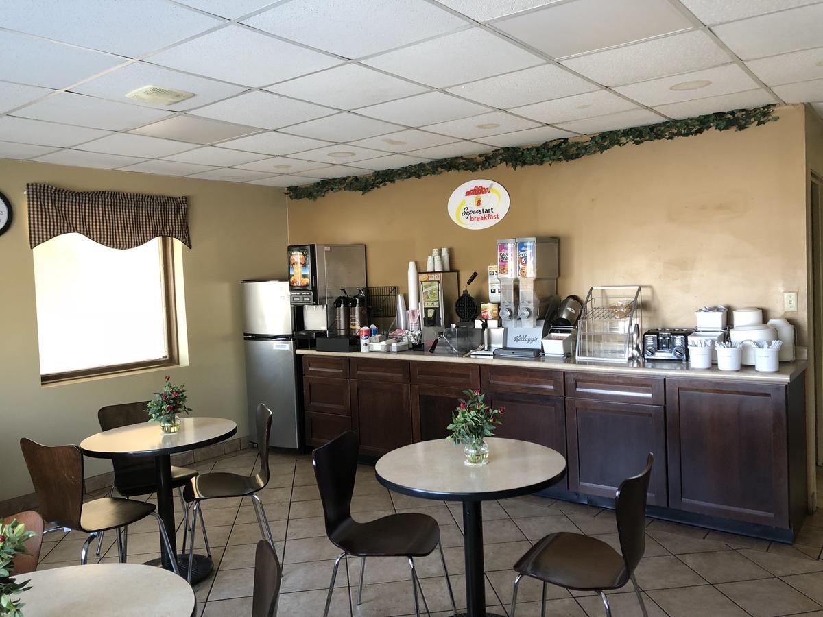 Motel Super 8 By Wyndham-Tupelo Airport Extérieur photo